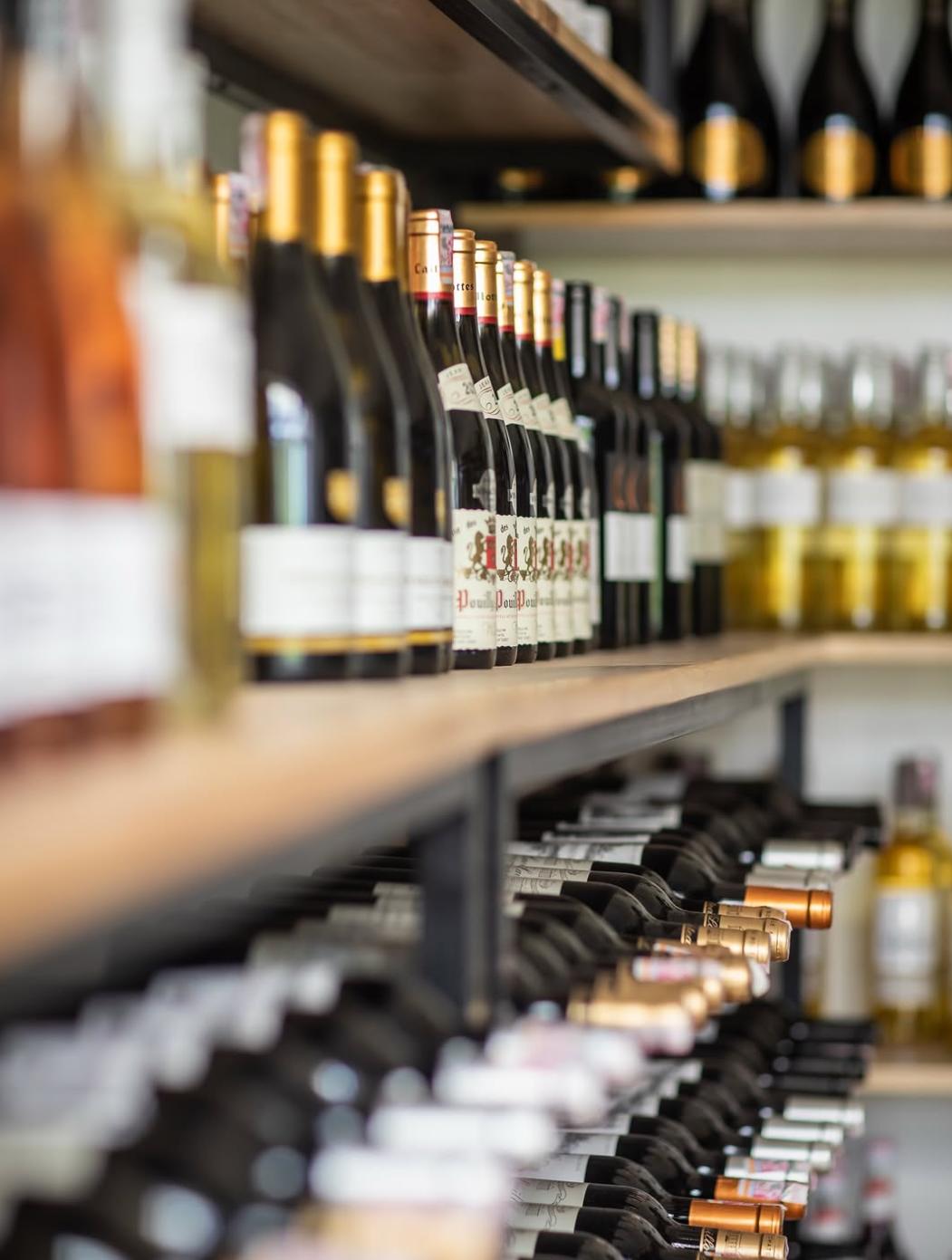 Wine shelf
